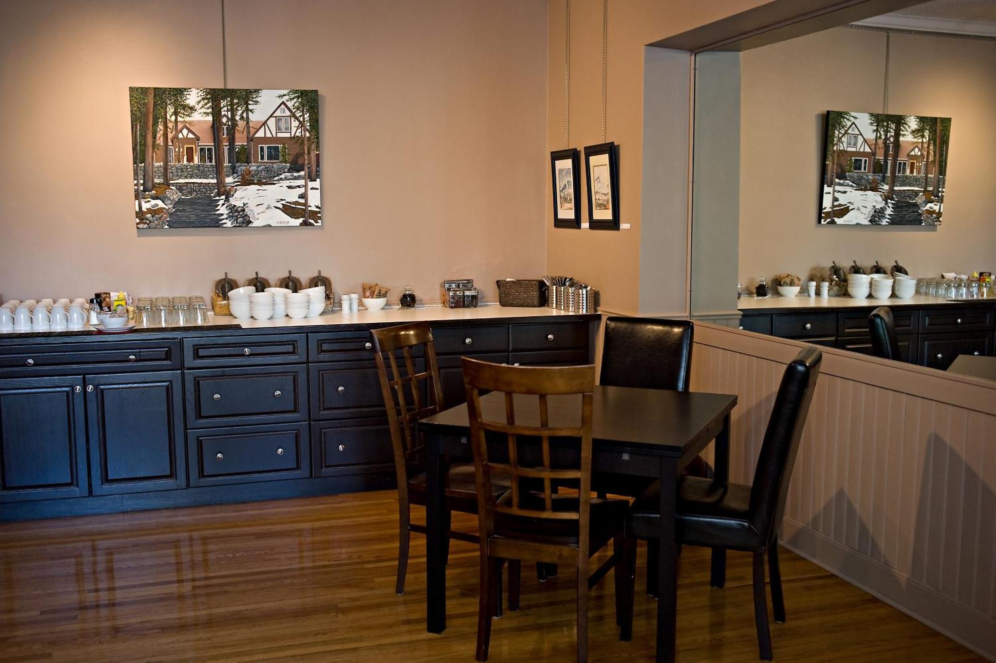 Banff Boutique Inn - Adults Only Ngoại thất bức ảnh